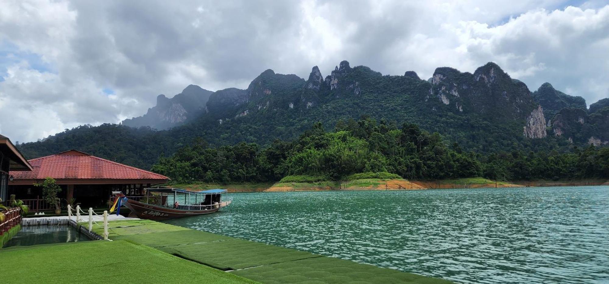 Bed and Breakfast Khaosok Happy House Khao Sok National Park Exterior foto